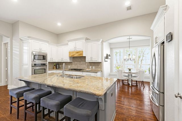 5749 Noble Oak Lane, Frisco, TX 75033