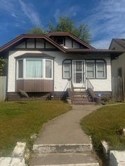 971 Thomas Avenue, Saint Paul, MN 55104