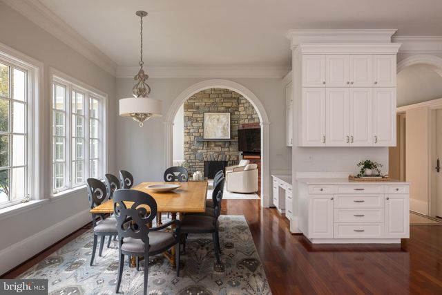 558 INNSBRUCK AVE, Great Falls, VA 22066