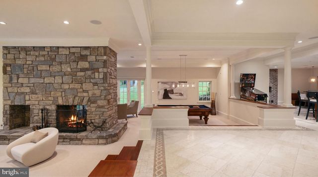 558 INNSBRUCK AVE, Great Falls, VA 22066