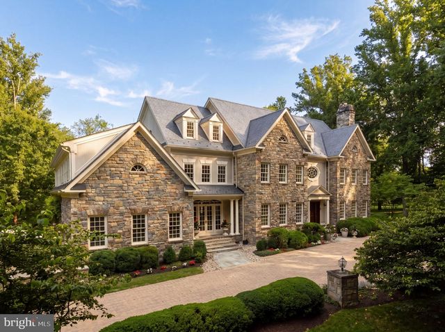 558 INNSBRUCK AVE, Great Falls, VA 22066