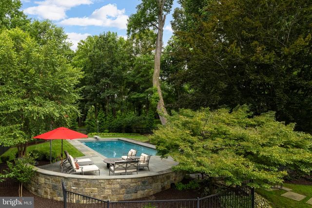 558 INNSBRUCK AVE, Great Falls, VA 22066