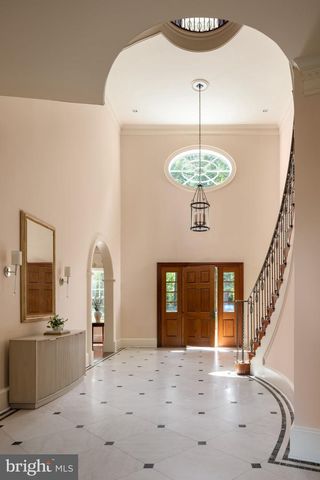 558 INNSBRUCK AVE, Great Falls, VA 22066