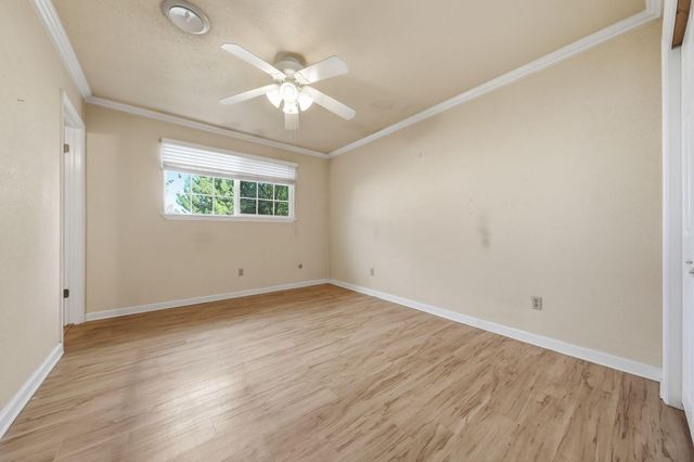 5961 Sierra Drive, Redding, CA 96003