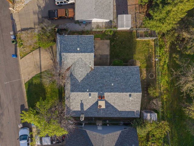 5961 Sierra Drive, Redding, CA 96003