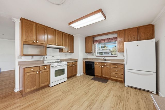 5961 Sierra Drive, Redding, CA 96003