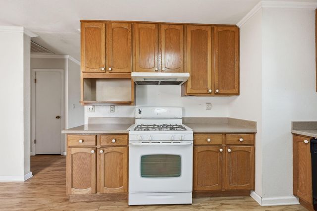 5961 Sierra Drive, Redding, CA 96003