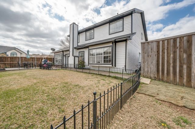 2018 Frontier Trail, Lewisville, TX 75067