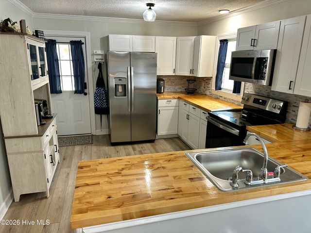 3751 Richlands Highway, Jacksonville, NC 28540