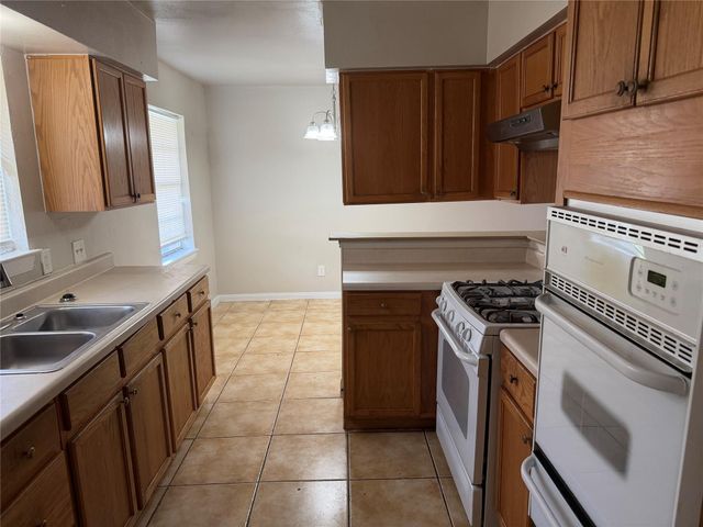 3203 Cliffdale Street, Houston, TX 77091