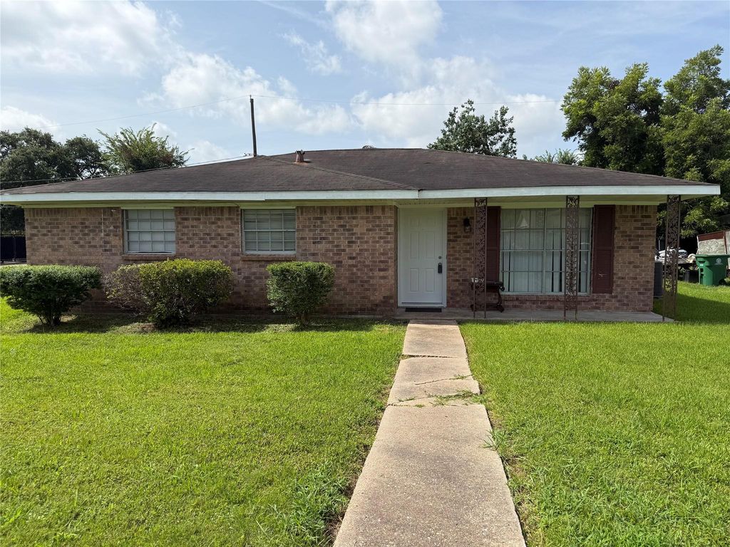 3203 Cliffdale Street, Houston, TX 77091