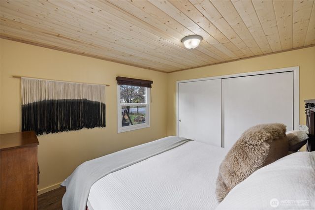 1520 E Shelton Springs Road, Shelton, WA 98584