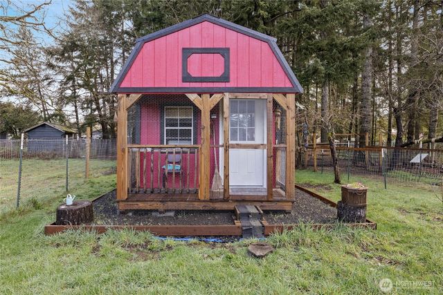 1520 E Shelton Springs Road, Shelton, WA 98584