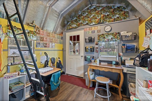 1520 E Shelton Springs Road, Shelton, WA 98584