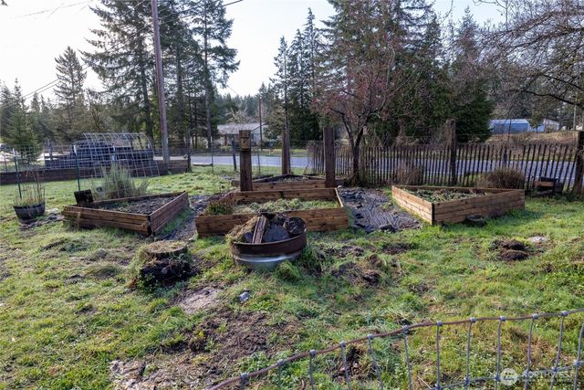 1520 E Shelton Springs Road, Shelton, WA 98584