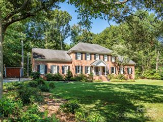 1231 Bennington Drive NW, Concord, NC 28027