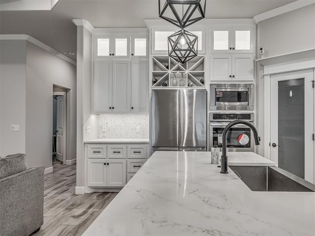 5813 NW 159th Street, Edmond, OK 73013