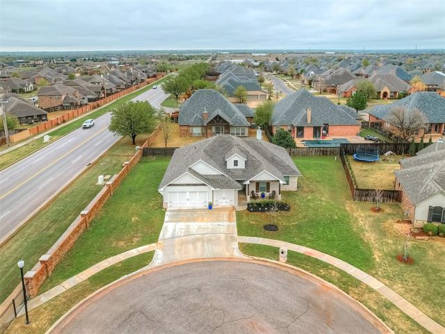 5813 NW 159th Street, Edmond, OK 73013