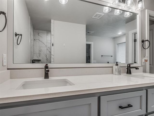 5813 NW 159th Street, Edmond, OK 73013