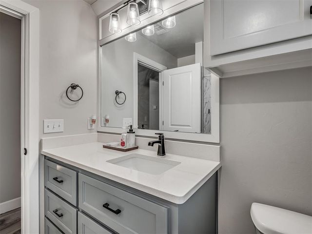 5813 NW 159th Street, Edmond, OK 73013