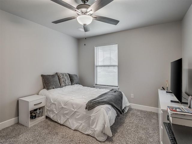 5813 NW 159th Street, Edmond, OK 73013