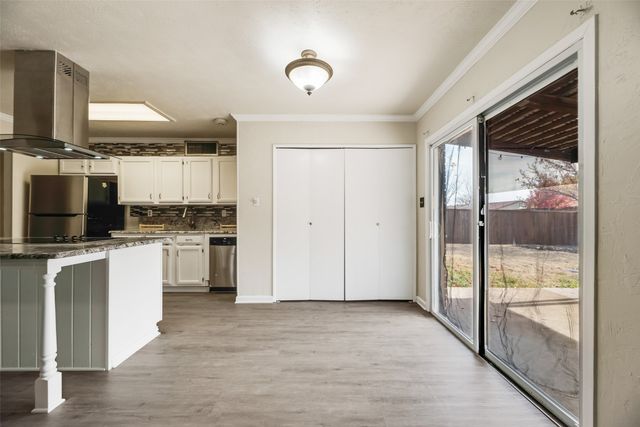 5612 Pearce Street, The Colony, TX 75056