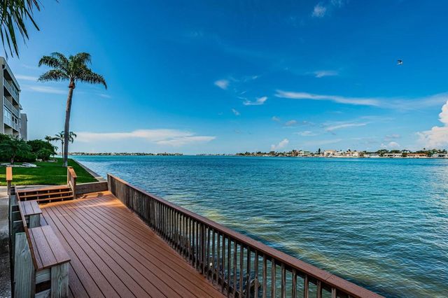 6083 BAHIA DEL MAR CIRCLE 159, St Petersburg, FL 33715