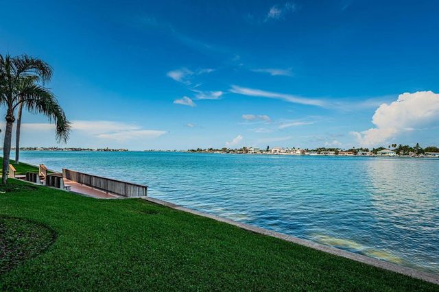 6083 BAHIA DEL MAR CIRCLE 159, St Petersburg, FL 33715