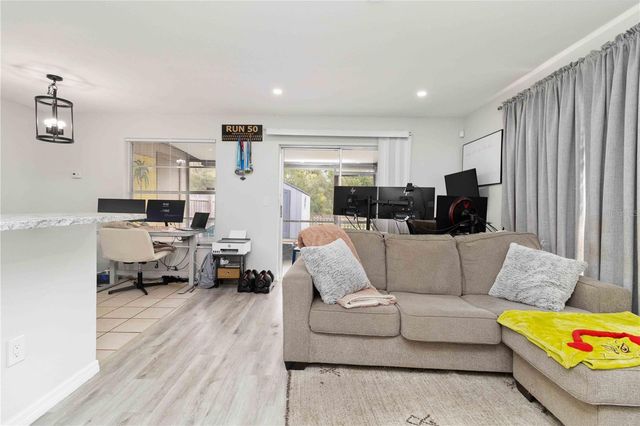 14101 VILLAGE VIEW DRIVE, Tampa, FL 33624