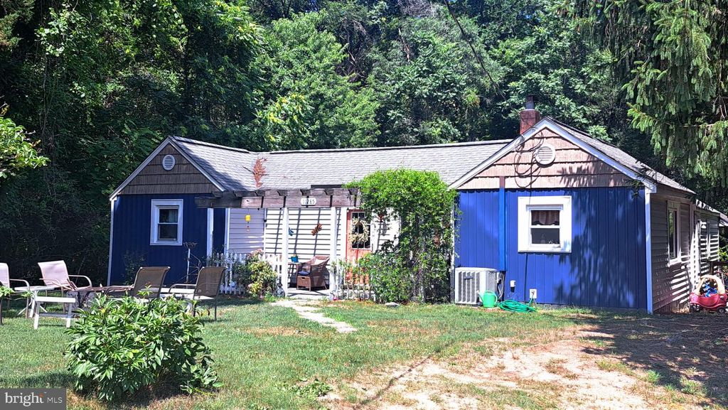 11285 PINE HILL RD, King George, VA 22485