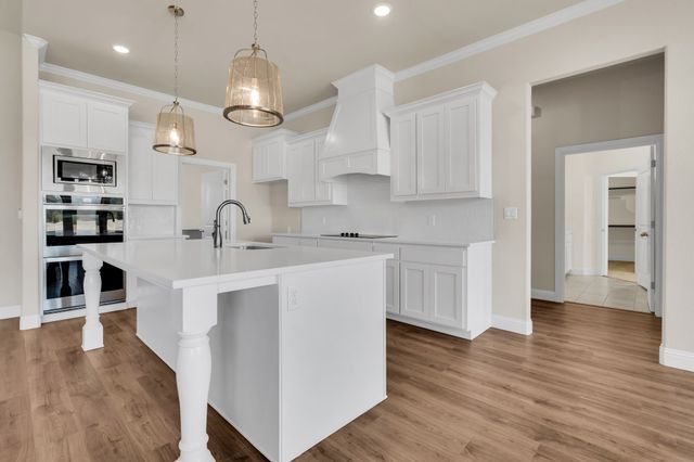 175 Quail Ridge Court, Decatur, TX 76234