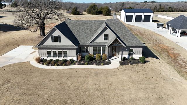 175 Quail Ridge Court, Decatur, TX 76234