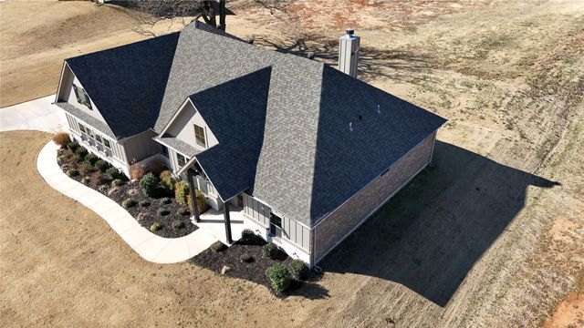 175 Quail Ridge Court, Decatur, TX 76234