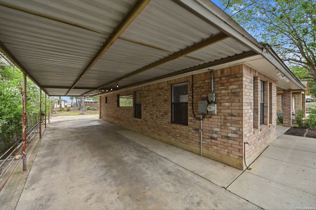 425 Sandmeyer st, San Antonio, TX 78208