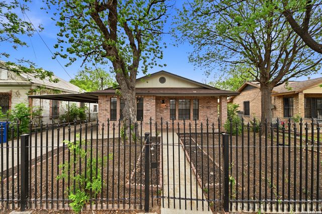 425 Sandmeyer st, San Antonio, TX 78208