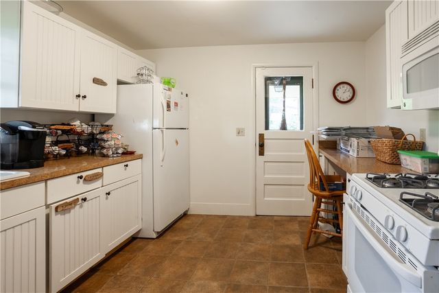 590 Titus Avenue, Irondequoit, NY 14617