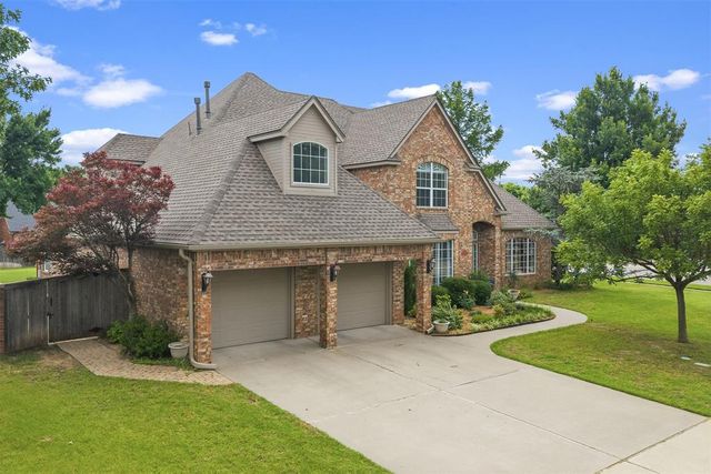 617 W Riverwalk Court, Norman, OK 73072