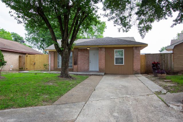 3515 Mattingham Drive, Houston, TX 77066
