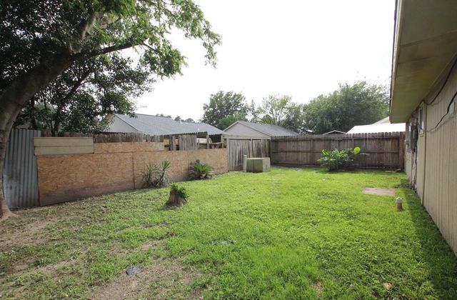 3515 Mattingham Drive, Houston, TX 77066
