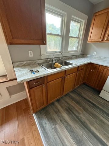 359 Booth Avenue, Akron, OH 44305