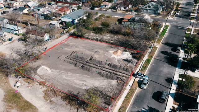 1619 W Travis St, San Antonio, TX 78207