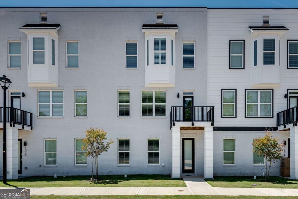 1072 Brookglynn Trace, Decatur, GA 30032 — exterior