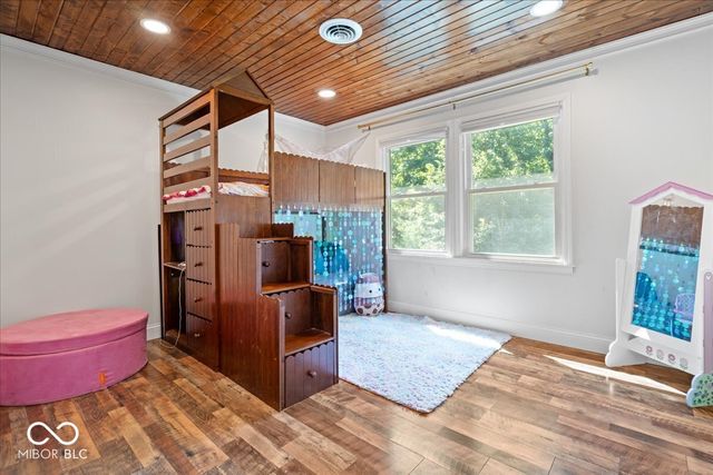 317 McClure Boulevard, Mooresville, IN 46158