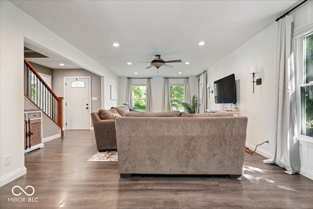 317 McClure Boulevard, Mooresville, IN 46158