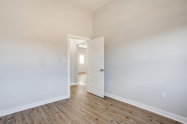 2604 Creekview Drive, Granbury, TX 76048