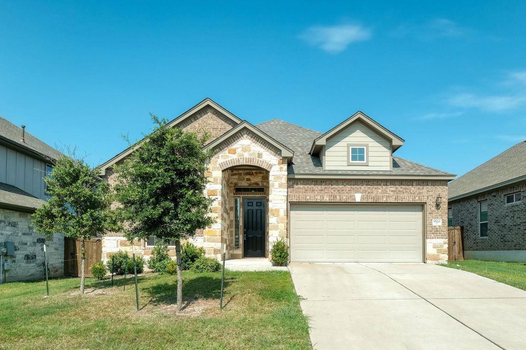 9520 Alex LN, Austin, TX 78748
