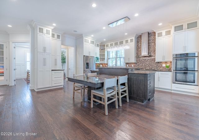 7101 Graf Springs Dr, Louisville, KY 40241