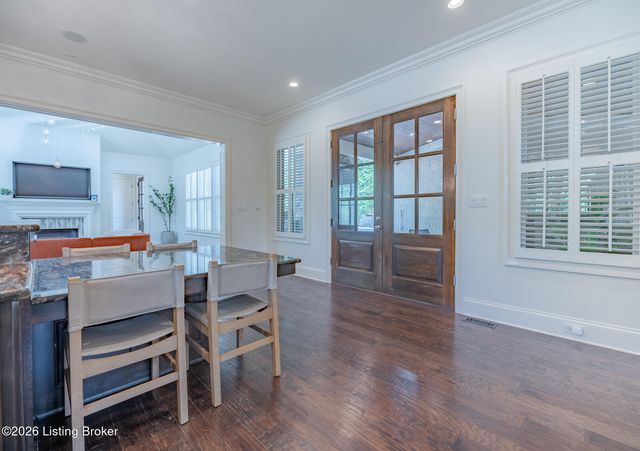 7101 Graf Springs Dr, Louisville, KY 40241