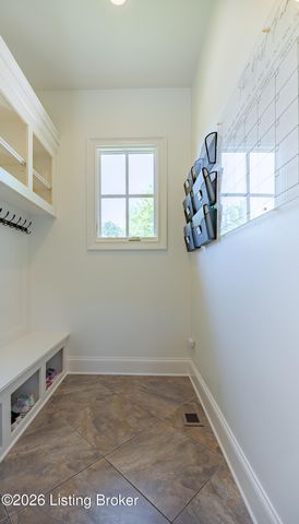7101 Graf Springs Dr, Louisville, KY 40241