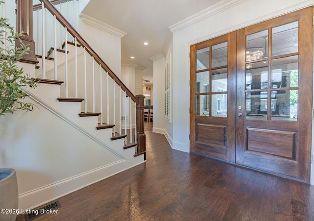 7101 Graf Springs Dr, Louisville, KY 40241